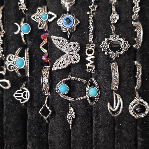 Lot of 30pcs fashion rings - Picture 2 of 3